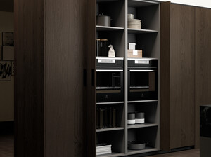 Con l’armadio Slide hai una cucina attrezzata e una postazione lavoro in più